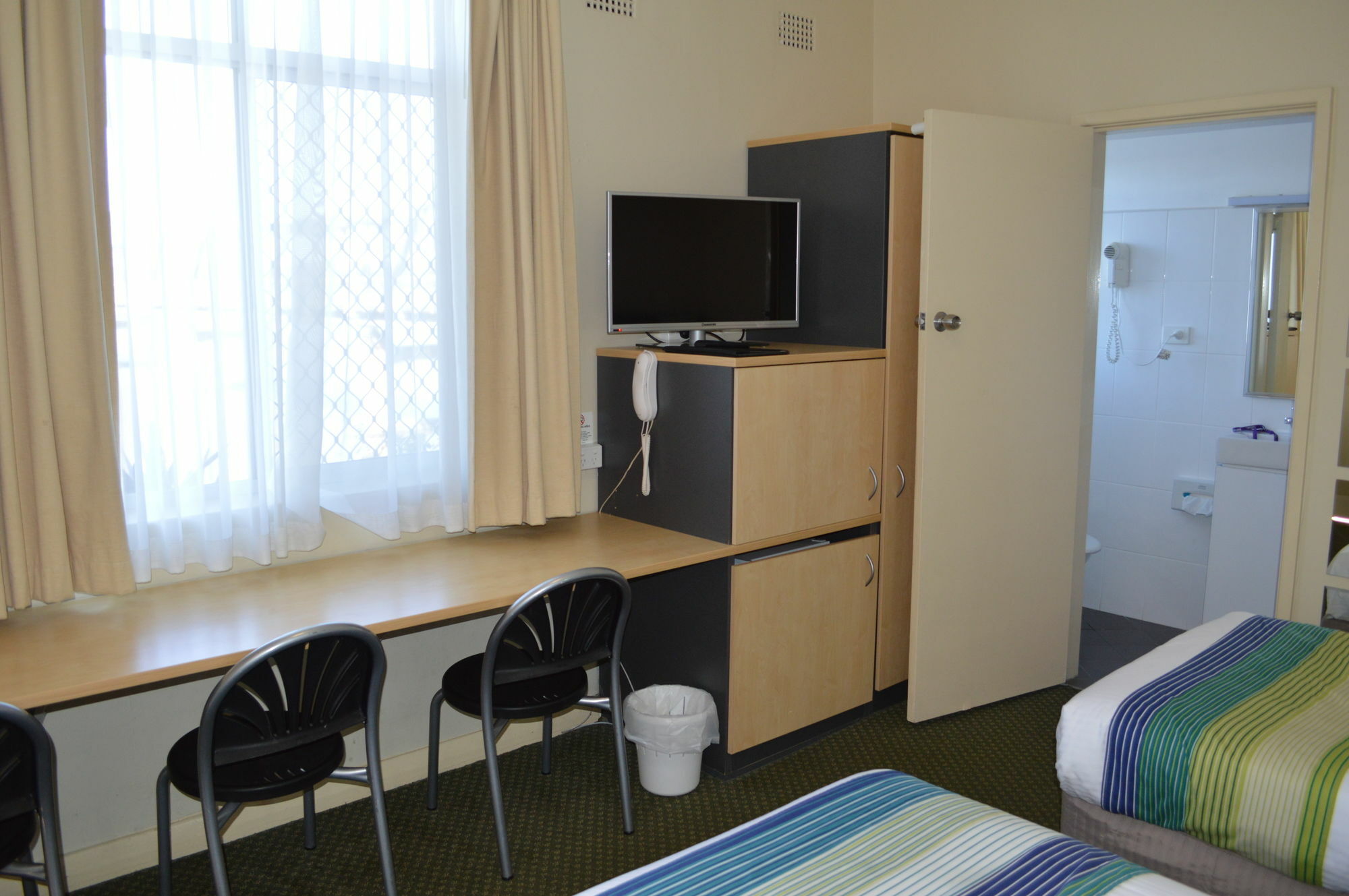 Taree Motor Inn Экстерьер фото
